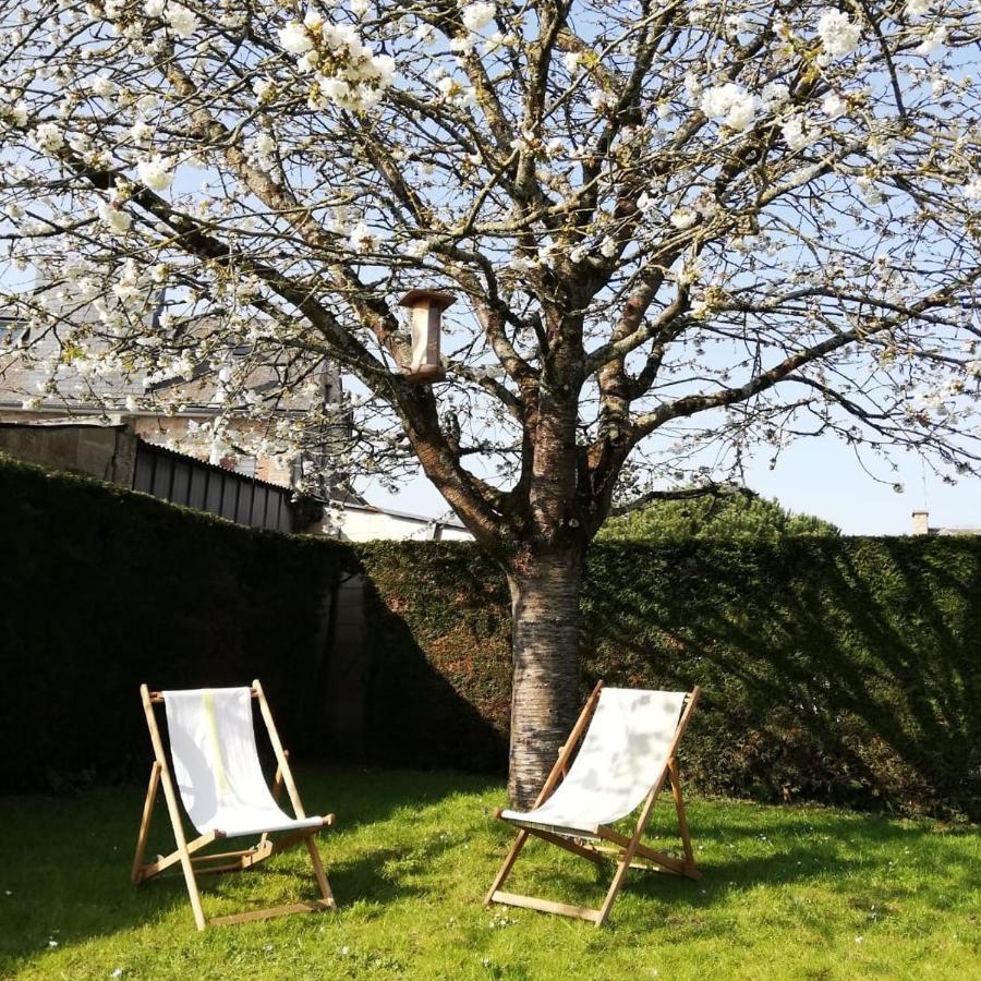 Entre En Baie ! Apartment Pontaubault Bagian luar foto